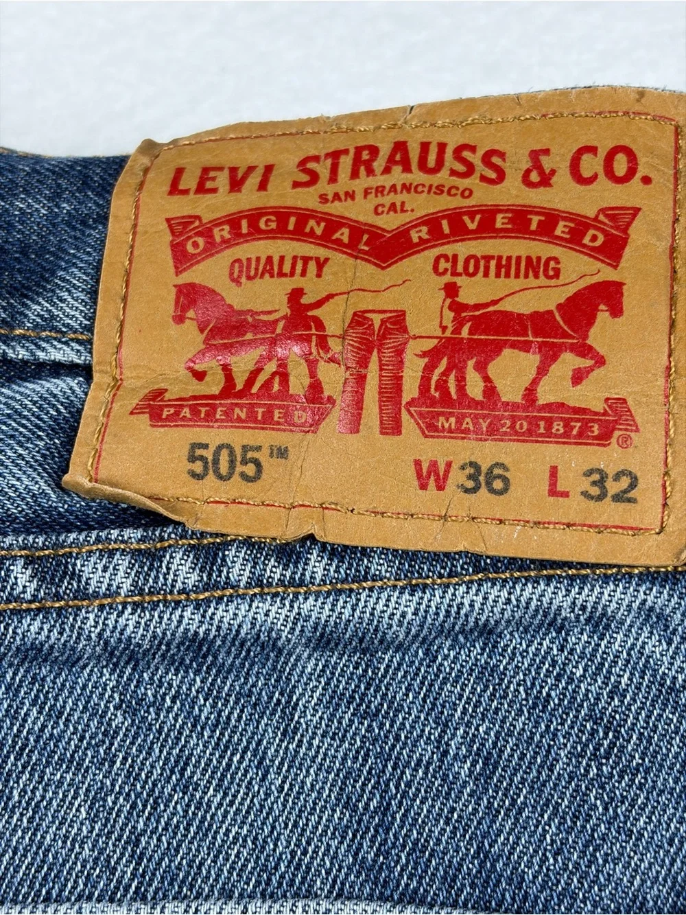 Levi's 505 Straight Leg Men's Jeans in Light Blue Denim‎